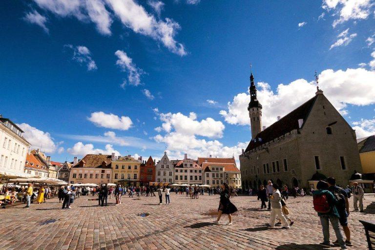 Two Countries in One Day: Day Trip from Riga to Tallinn